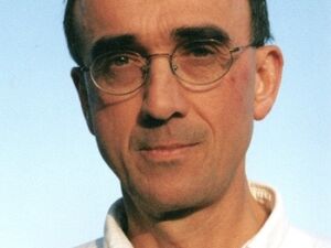 Photo of Frank Mouris Photo of Frank Mouris